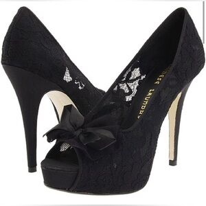 Chinese laundry, Sexy hotline heels